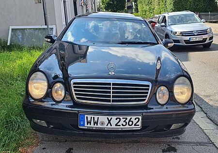 Mercedes-Benz CLK 200 Coupe Kompressor Avantgarde