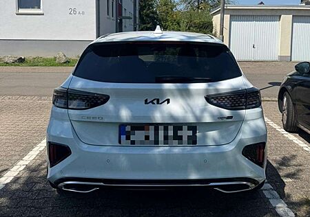 Kia Cee'd Ceed / Ceed 1.5 T-GDI DCT7 OPF GT Line