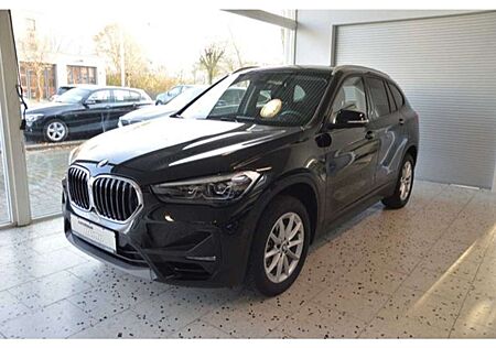 BMW X1 sDrive18i Adv. AHK, Kamera