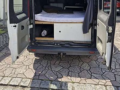 Opel Vivaro Kasten L1H1 2,7t umgebaut zum Camper