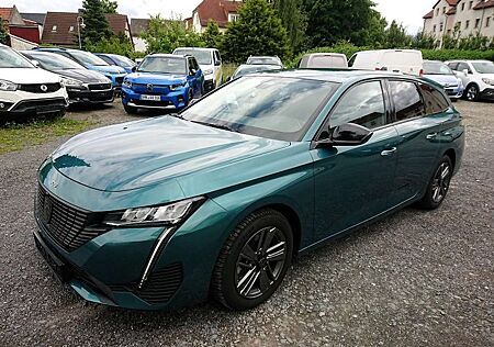 Peugeot 308 SW PureTech 130 EAT8 Allure Automatik
