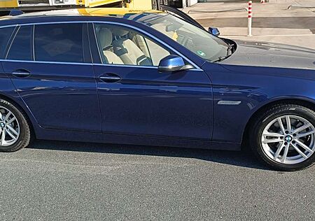 BMW 520d 520 Touring Aut. Luxury Line