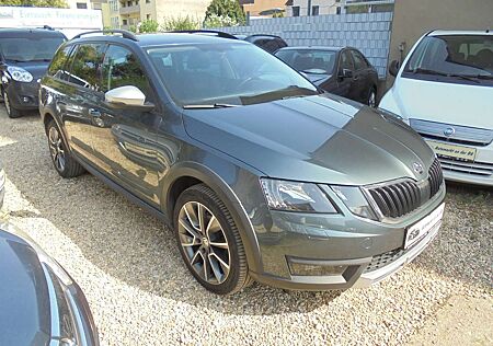 Skoda Octavia Combi 2.0 TDI 4x4 DSG Scout DPF,AHK,1-Hand!!!