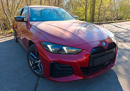 BMW i4 M60 xDrive M-PRO/H&K/ad.Fahrw./ACC/360°/NP83`