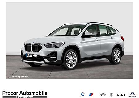 BMW X1 xDrive18d Sport Line M Sport PANO AHK RFK