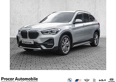 BMW X1 xDrive18d Sport Line Aut. PANO AHK RFK LM
