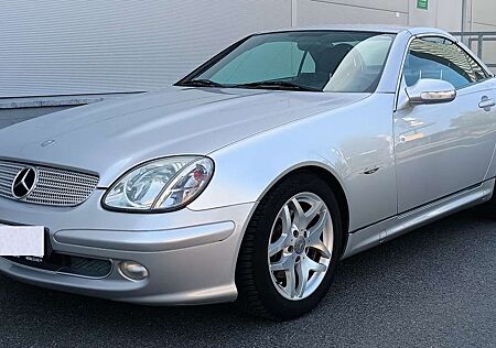 Mercedes-Benz SLK 200 Kompressor Final Edition, Automatik, Klima, TÜV