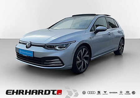 VW Golf Volkswagen VIII 1.5 eTSI DSG Style DCC PANO*AHK*STHZG*HUD*...