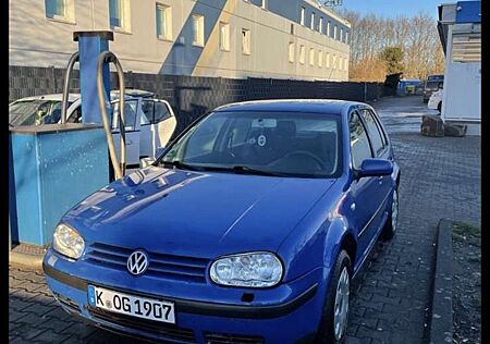 VW Golf Volkswagen 1.4