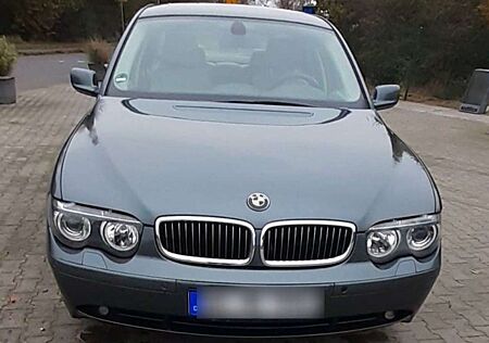 BMW 735i 735