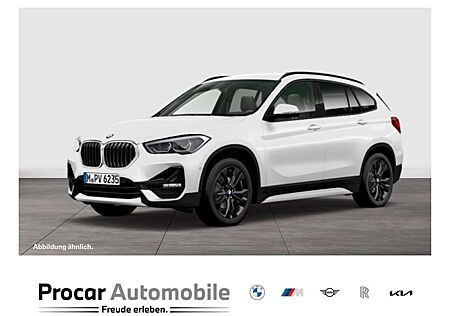 BMW X1 sDrive18d Sport Line RFK NAVI LED PDC V+H