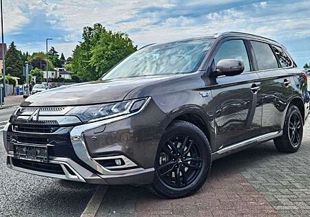 Mitsubishi Outlander PHEV Top 4WD