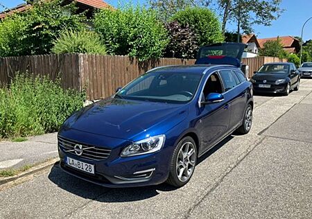 Volvo V60 D4 Ocean Race *wenig Km*