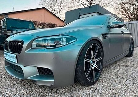 BMW M5 30 Jahre Edition-1 von 300 Leder*Pano*HeadUp