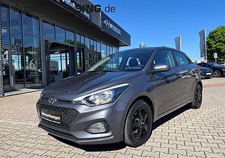 Hyundai i20 Trend Klima SHZ PDC Tempo Spurhalte Alu
