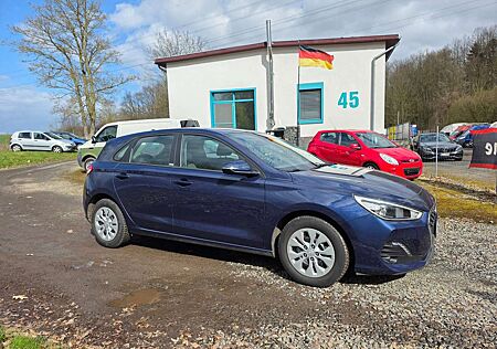 Hyundai i30 1.4 Klima, Sitzheizung, Garantie, vollgetankt!