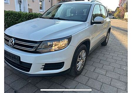 VW Tiguan Volkswagen 2,0 TDI