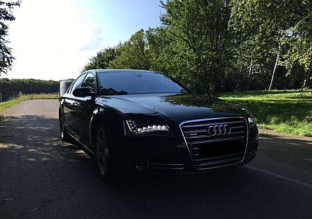 Audi A8 4.2 TDI V8 LED B&O AHK Dynamiklenkung Standheizung