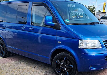 VW T5 Multivan Volkswagen Transporter T5 TDI Autm.