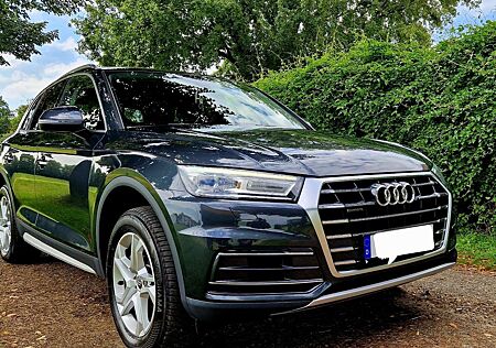 Audi Q5 2.0 TDI quattro S tronic design