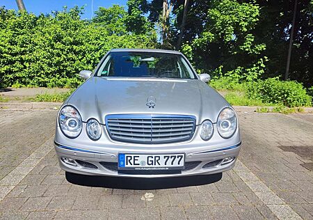 Mercedes-Benz E 200 Kompressor (211.042)