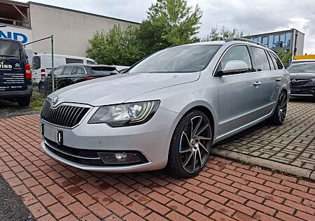 Skoda Superb Combi *BiXenon*Best Of Edition*
