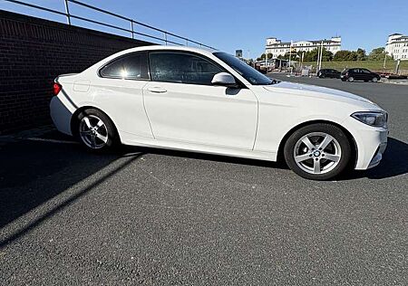 BMW 225 d
