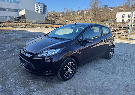 Ford Fiesta Trend 1.2 /38.000km/Klima/8xFach bereift