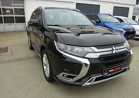 Mitsubishi Outlander Plug-in Hybrid PLUS Spirit 4WD