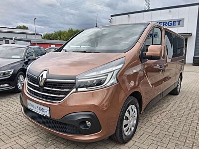 Renault Trafic Combi 2.0 dCi 8 Sitzer Automatik