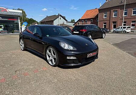 Porsche Panamera Navi Bi-XENON PDC vo+ht Tempomat Blueto