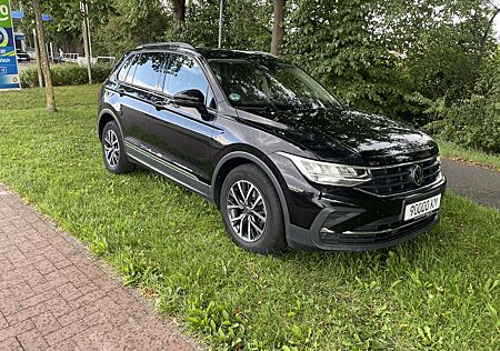 VW Tiguan Volkswagen Life 2.0 TDI DSG AHK KAMERA SHZ ALU ACC.