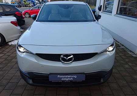 Mazda MX-30 First Editio/1. Hand/e skyaktive