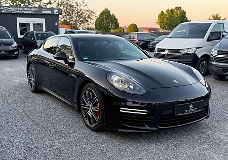 Porsche Panamera GTS