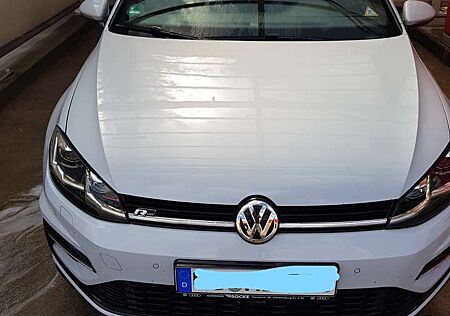 VW Golf Variant Volkswagen 2.0 TDI SCR DSG IQ.DRIVE