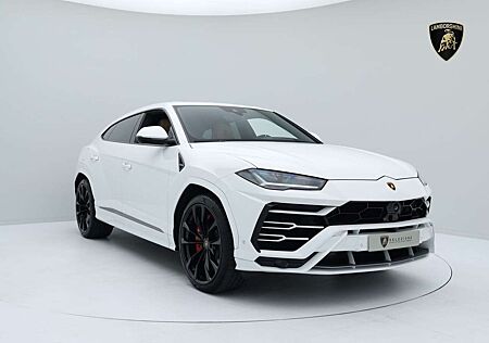 Lamborghini Urus MY22