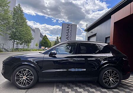 Porsche Cayenne E-Hyb. #MASSAGE! HINTERACHS! INNO! AHK!