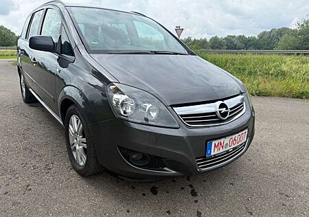 Opel Zafira Family