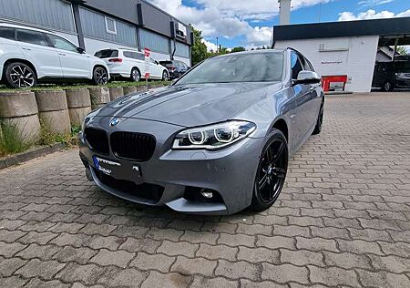 BMW 530d 530 xDrive Touring Sport-Aut.