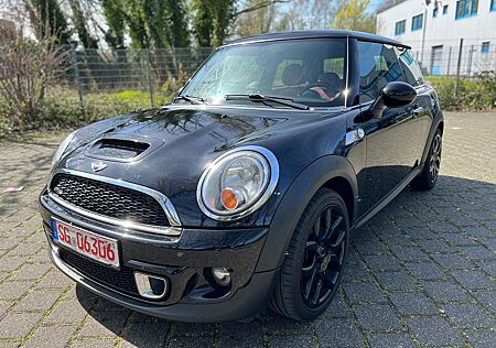 Mini Cooper S gebraucht kaufen Mini Cooper S 1.6 John Cooper Works 200 PS