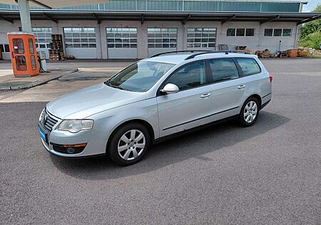 VW Passat Variant Volkswagen Trendline