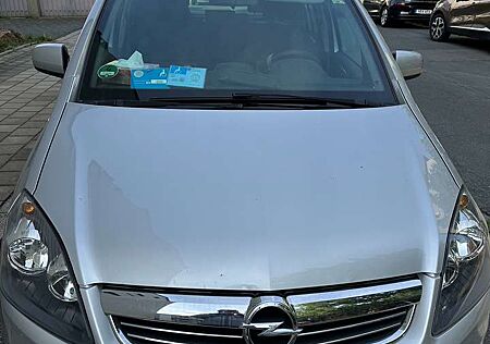 Opel Zafira 1.8 Family