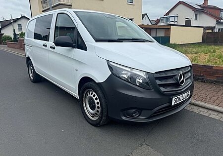 Mercedes-Benz Vito Kasten 114 4x4 ALLRAD+BÜRO+Stromversorgung!