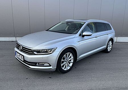 VW Passat Variant Volkswagen 190 TDI 4Motion DSG Highline Pano AHK SHZ Alcan