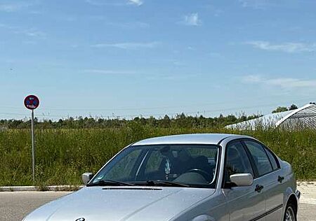 BMW 318i 318