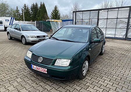 VW Bora Volkswagen 1.6 Comfortline