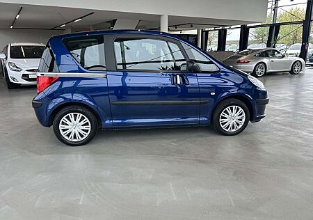 Peugeot 1007 AUTOMATIK+EINPARKHILFE+TÜV ASU NEU Premium