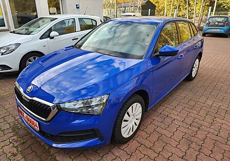 Skoda Scala gebraucht kaufen Skoda Scala 1.0 TSI Active - 1.Hand/Klima
