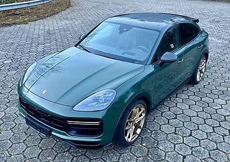 Porsche Cayenne Turbo GT in oakgreenmetallic