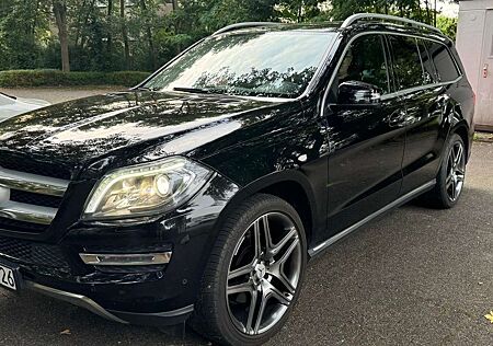 Mercedes-Benz GL 350 BlueTEC 4Matic 7G-TRONIC